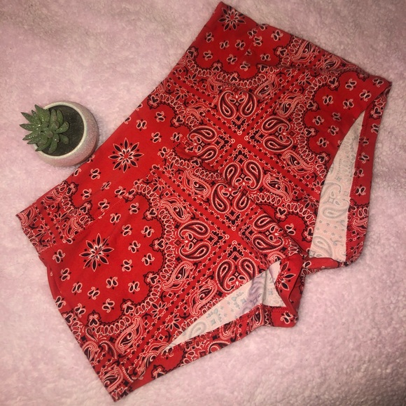 New Bandana print booty shorts